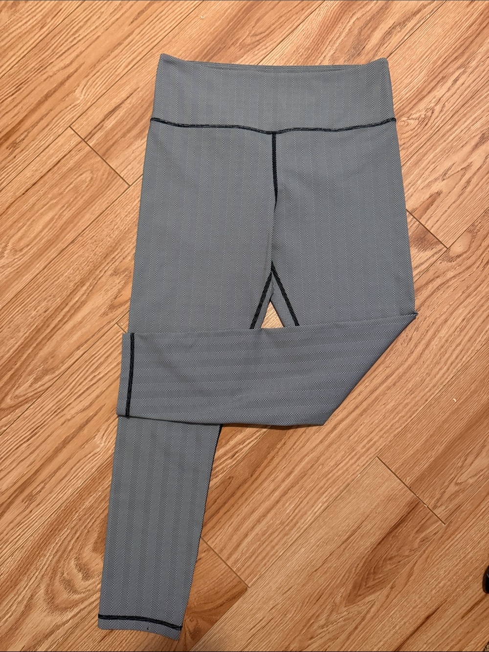 ZYIA Gray Leggings with Black Stitching